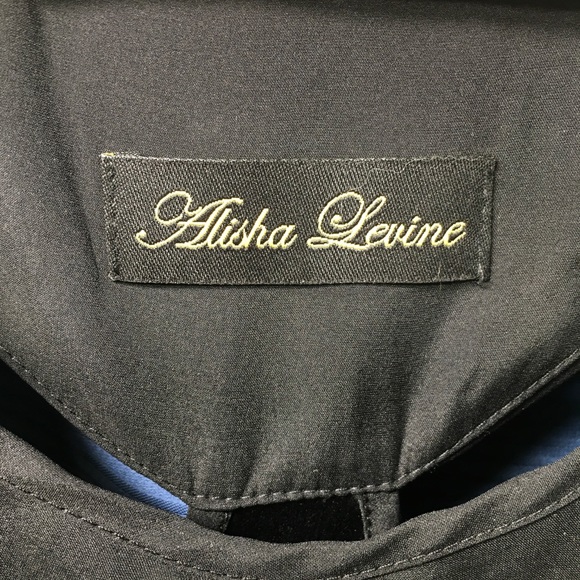 100% Silk Structured Top - Picture 2 of 4